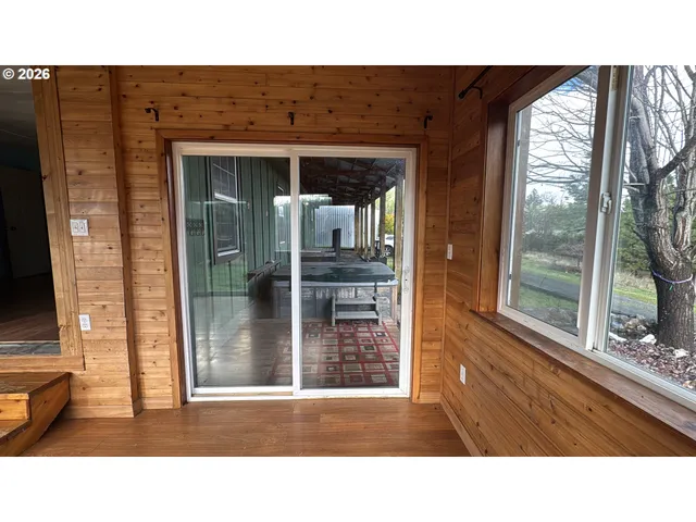 $249,900 | 13469 Ramsey Road, Gold Hill, OR 97525