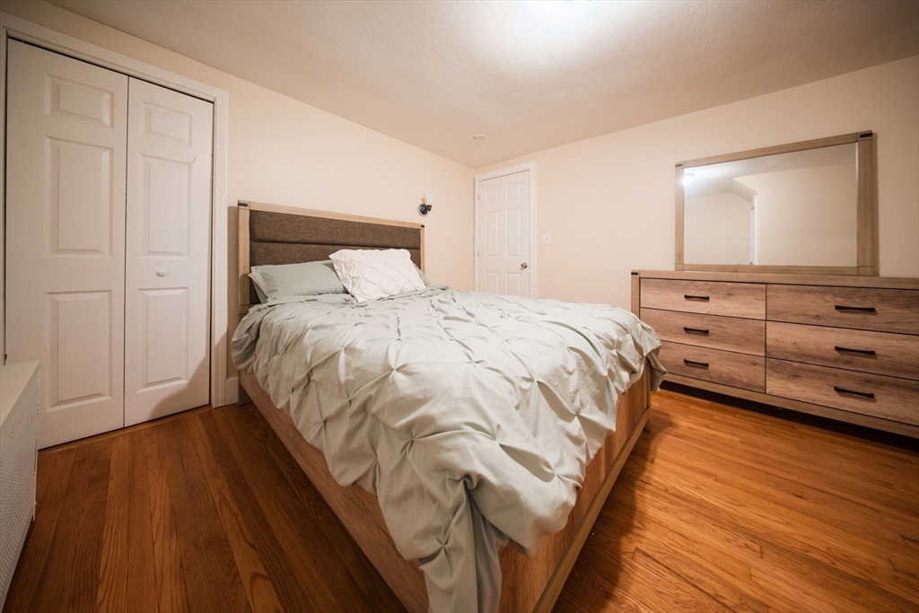 90 St James Circle Springfield, MA 01104 - Photo 13 of 23