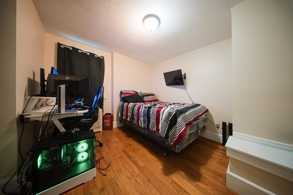 90 St James Circle Springfield, MA 01104 - Photo 19 of 23