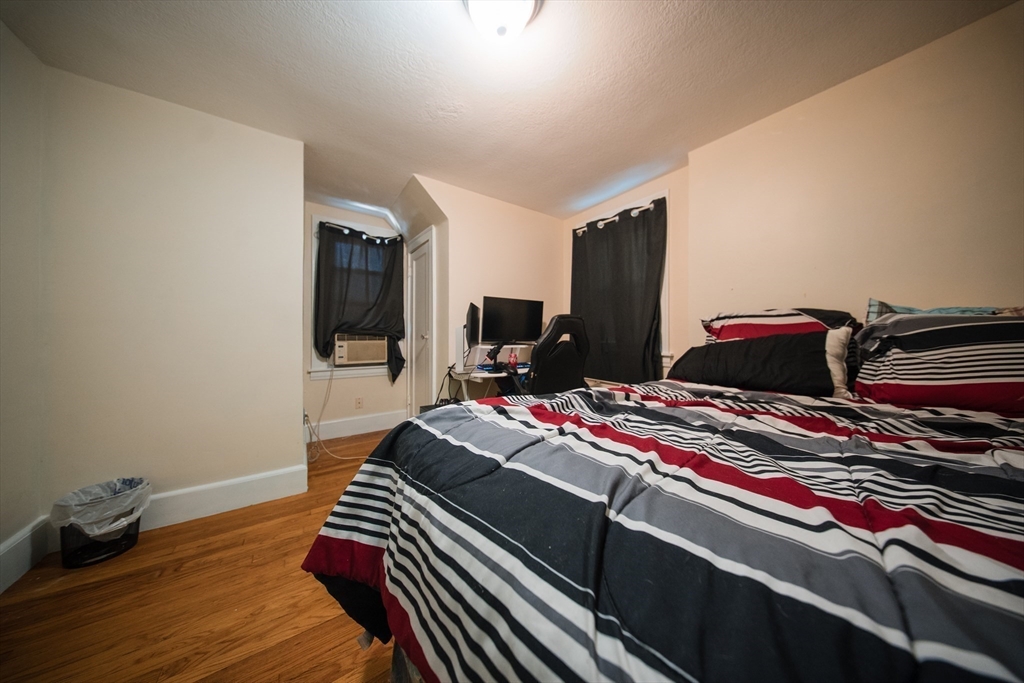 90 St James Circle Springfield, MA 01104 - Photo 20 of 23