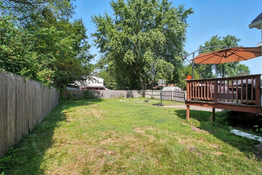 90 St James Circle Springfield, MA 01104 - Photo 22 of 23