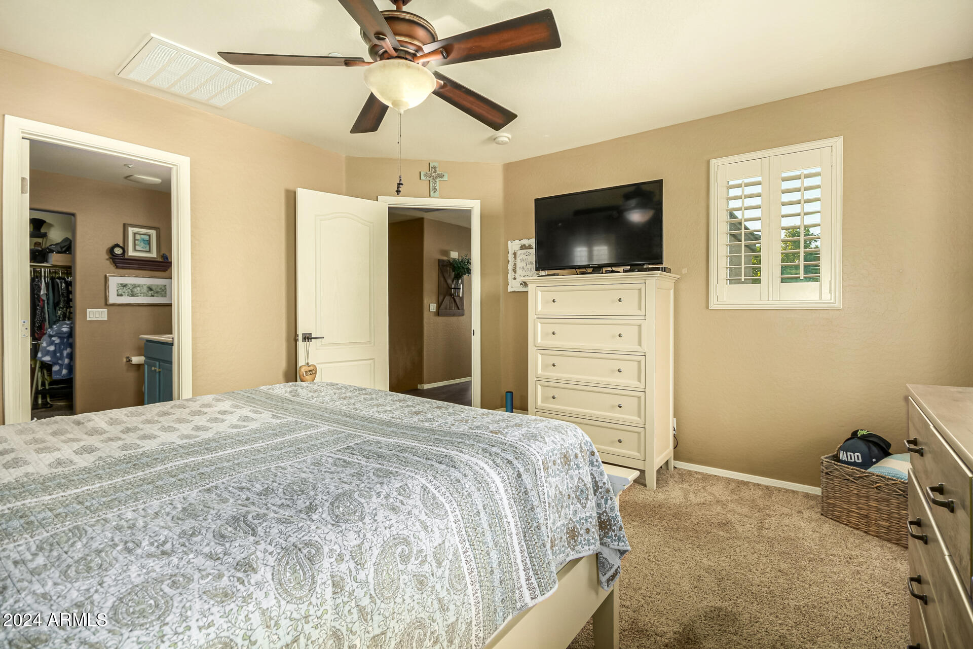 13349 North 87th Lane Peoria, AZ 85381 - Photo 9 of 18 16-87th