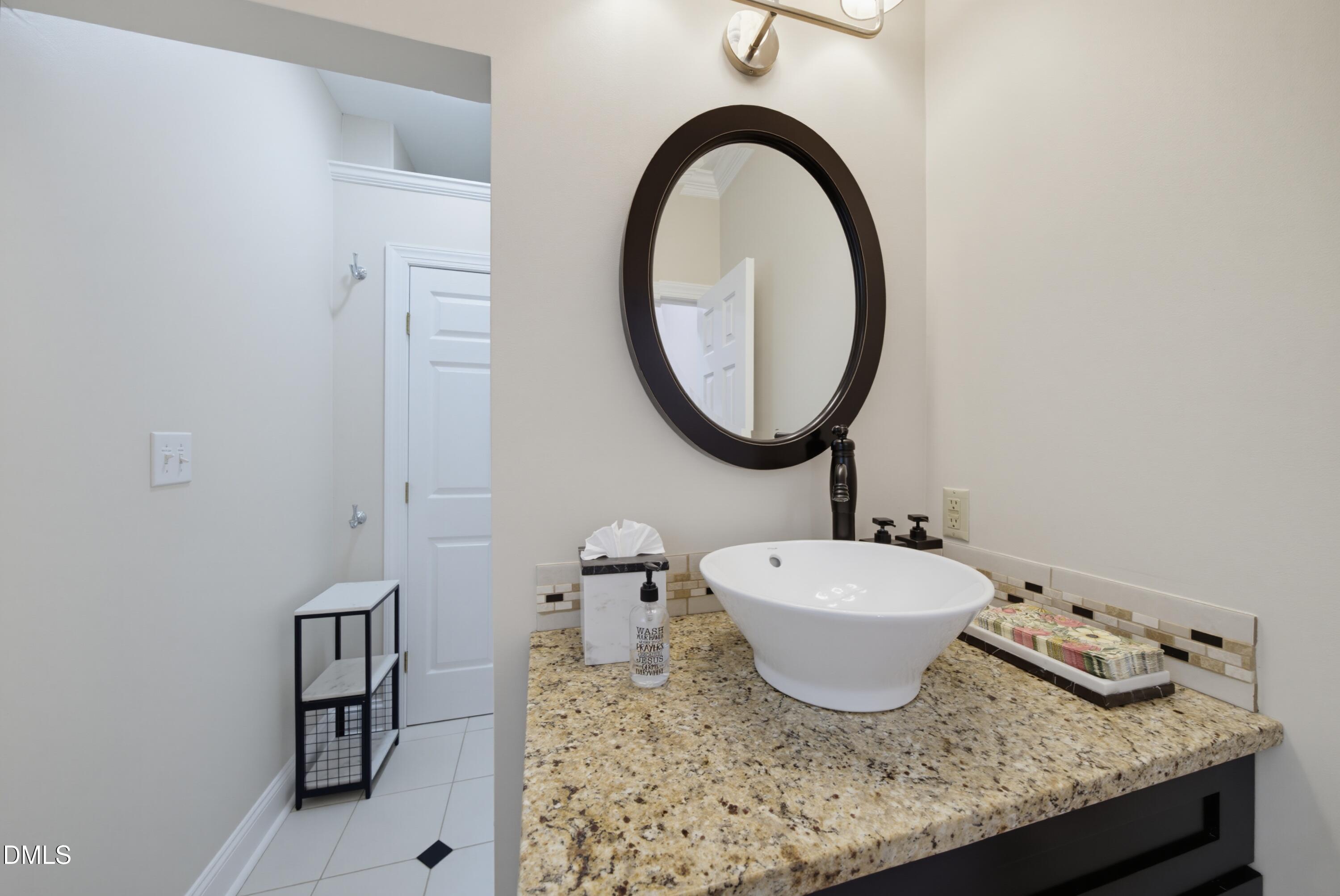 7917 Laurel Mountain Road Raleigh, NC 27613 - Photo 24 of 64 Full Bathroom (1)