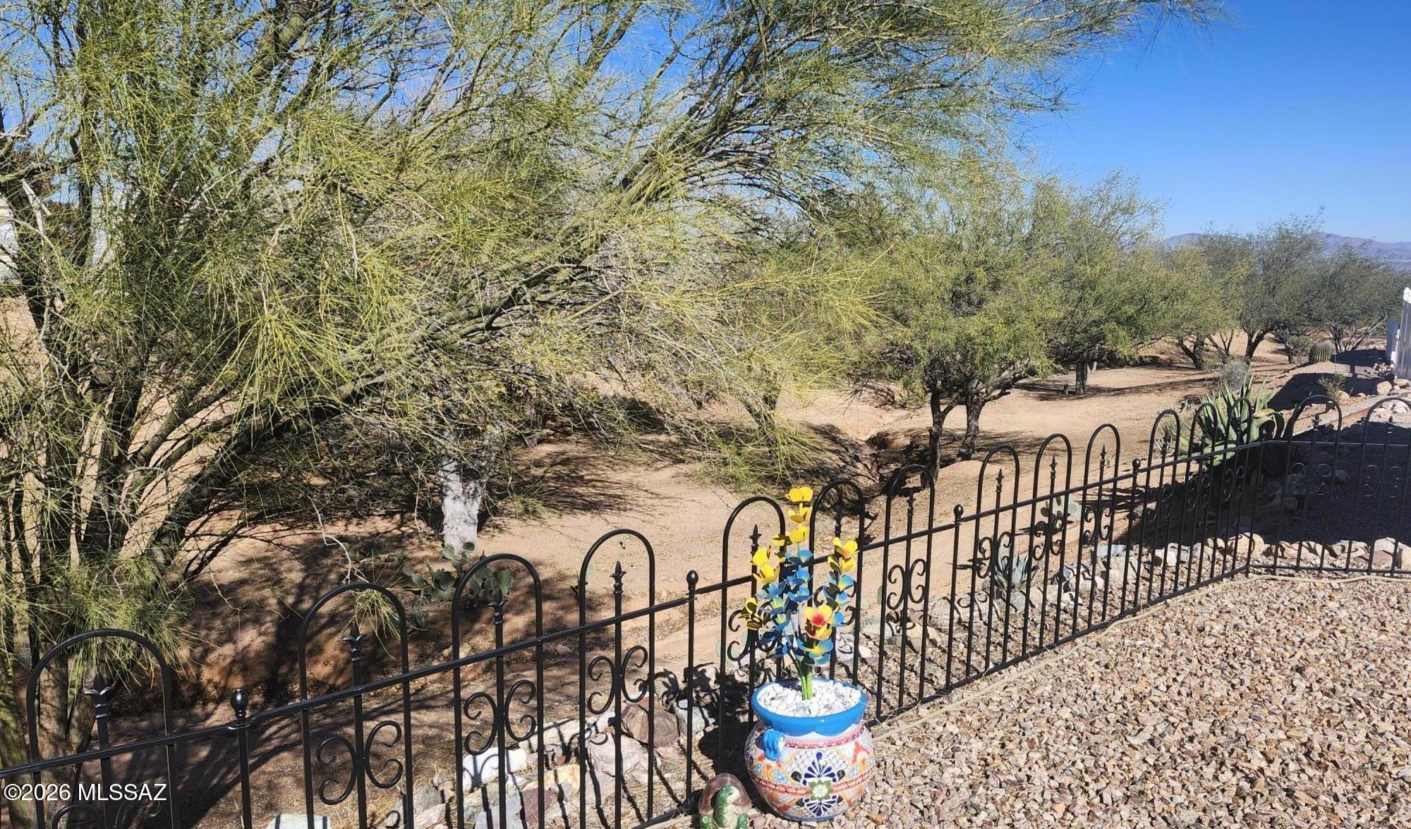 27 Gray Hawk Loop, Unit 27 Benson, AZ 85602 - Photo 8 of 12