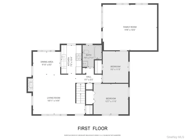 $1,368,000 | 301 Park Lane | Douglaston