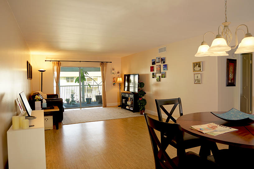 800 East Camino Real, Unit 4160 Boca Raton, FL 33432 - Photo 7 of 25 DINNING PLUS LIVING