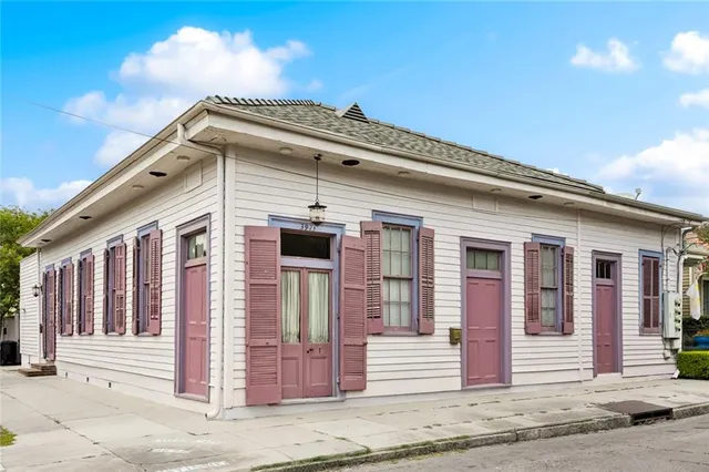 $730,000 | 803-05 Constantinople Street, New Orleans, LA 70115