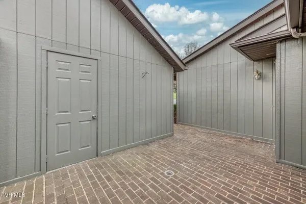 $250,000 | 600 Fleetwood Drive, Unit 404, Kingsport, TN 37660