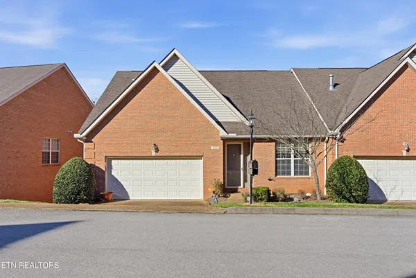 $419,900 | 846 Racquet Club Way, Knoxville, TN 37923