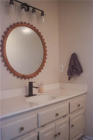 $287,500 | 1003 Rosewood Drive, Cameron, MO 64429