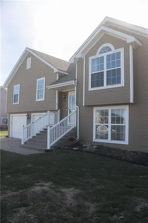 $287,500 | 1003 Rosewood Drive, Cameron, MO 64429