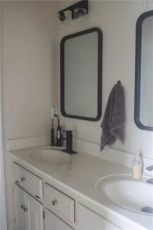 $287,500 | 1003 Rosewood Drive, Cameron, MO 64429