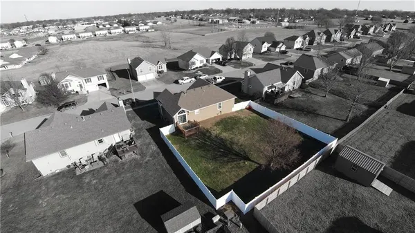 $287,500 | 1003 Rosewood Drive, Cameron, MO 64429