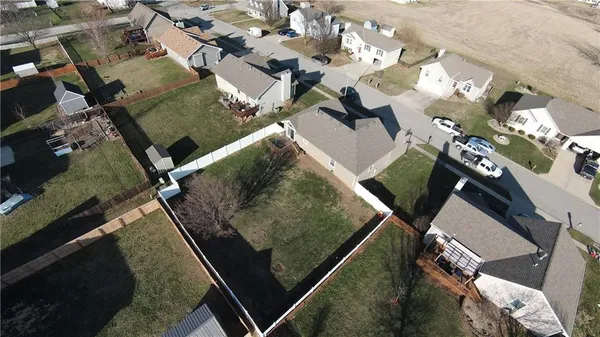 $287,500 | 1003 Rosewood Drive, Cameron, MO 64429