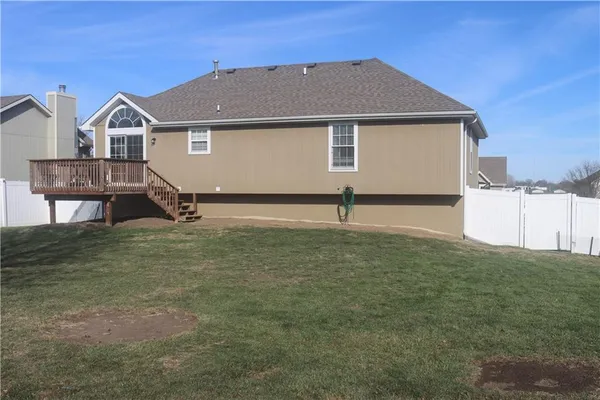 $287,500 | 1003 Rosewood Drive, Cameron, MO 64429