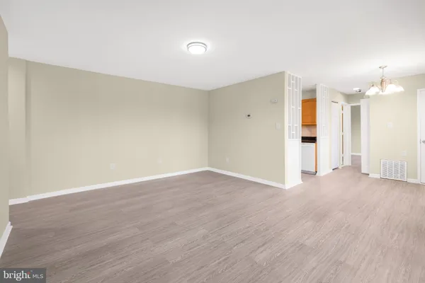 $148,000 | 5410 85th Avenue, Unit 102, New Carrollton, MD 20784