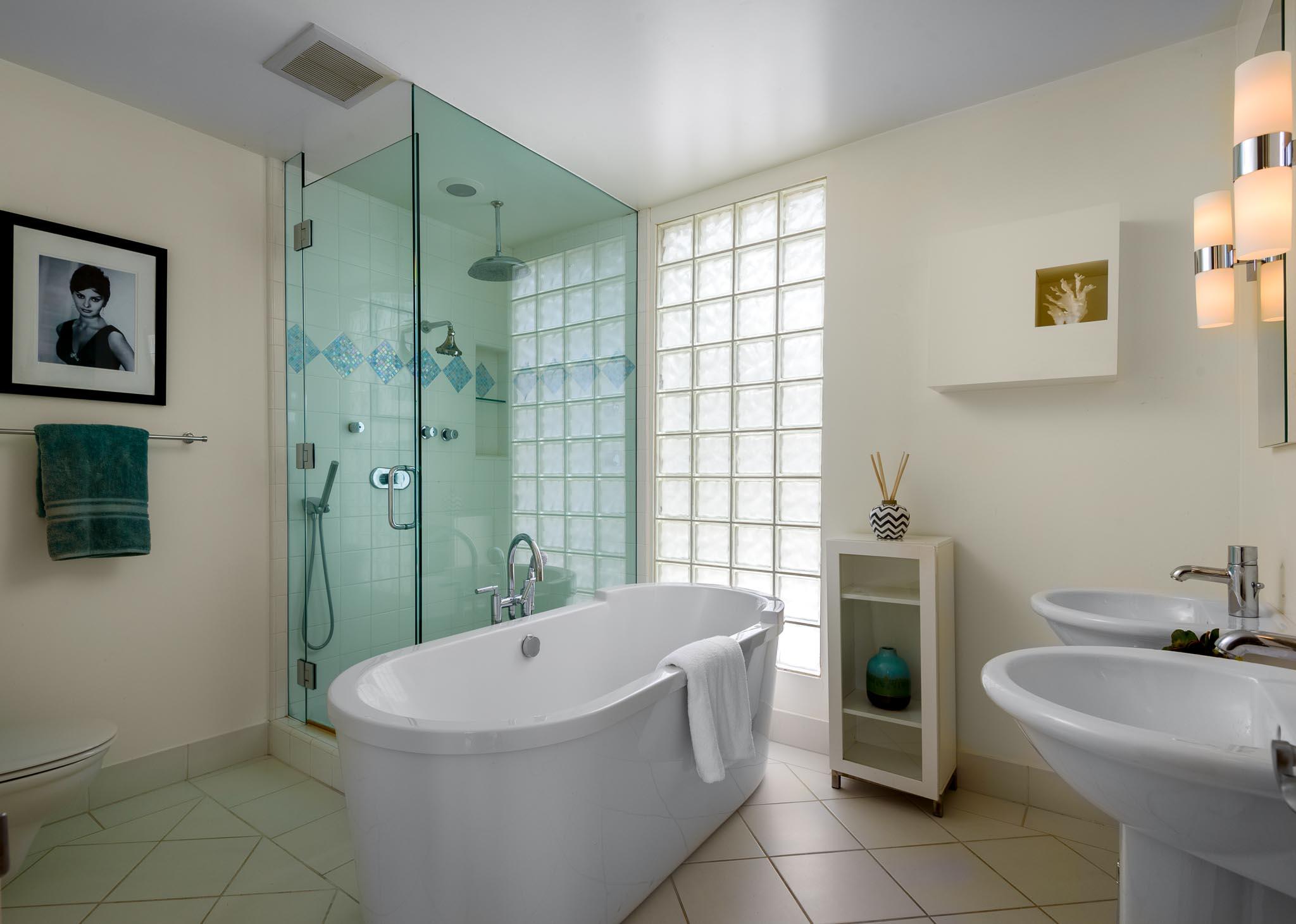 685 Toro Canyon Road Montecito, CA 93108 - Photo 12 of 20 Master Bath