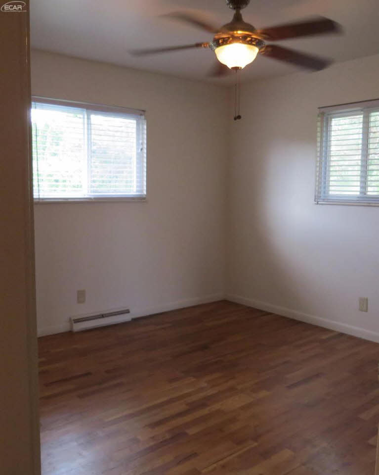 6441 Silver Lake Road Linden, MI 48451 - Photo 13 of 31 21315275-12.JPG