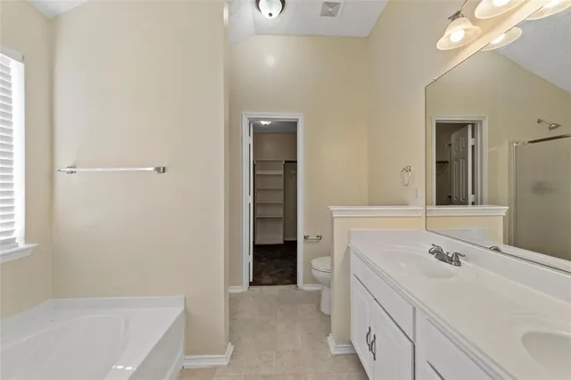 $2,100 | 1002 Manassas Drive, Forney, TX 75126