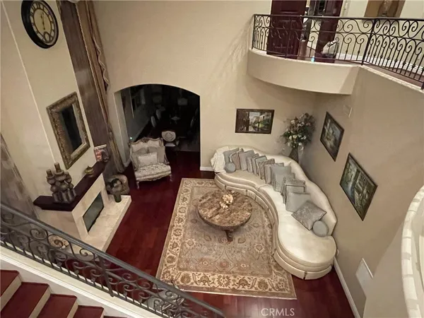 $2,750 | 1639 5th Street, Manhattan Beach, CA 90266