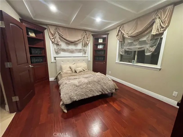 $2,750 | 1639 5th Street, Manhattan Beach, CA 90266