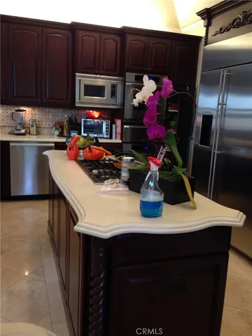 $2,750 | 1639 5th Street, Manhattan Beach, CA 90266