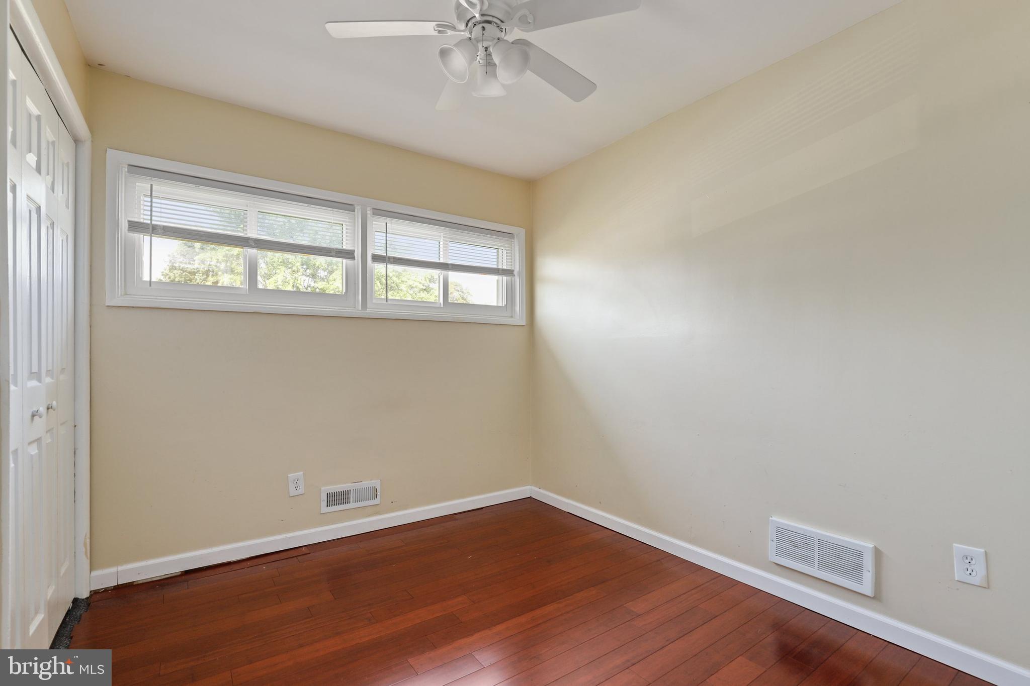 5918 Charnwood Road Baltimore, MD 21228 - Photo 12 of 29
