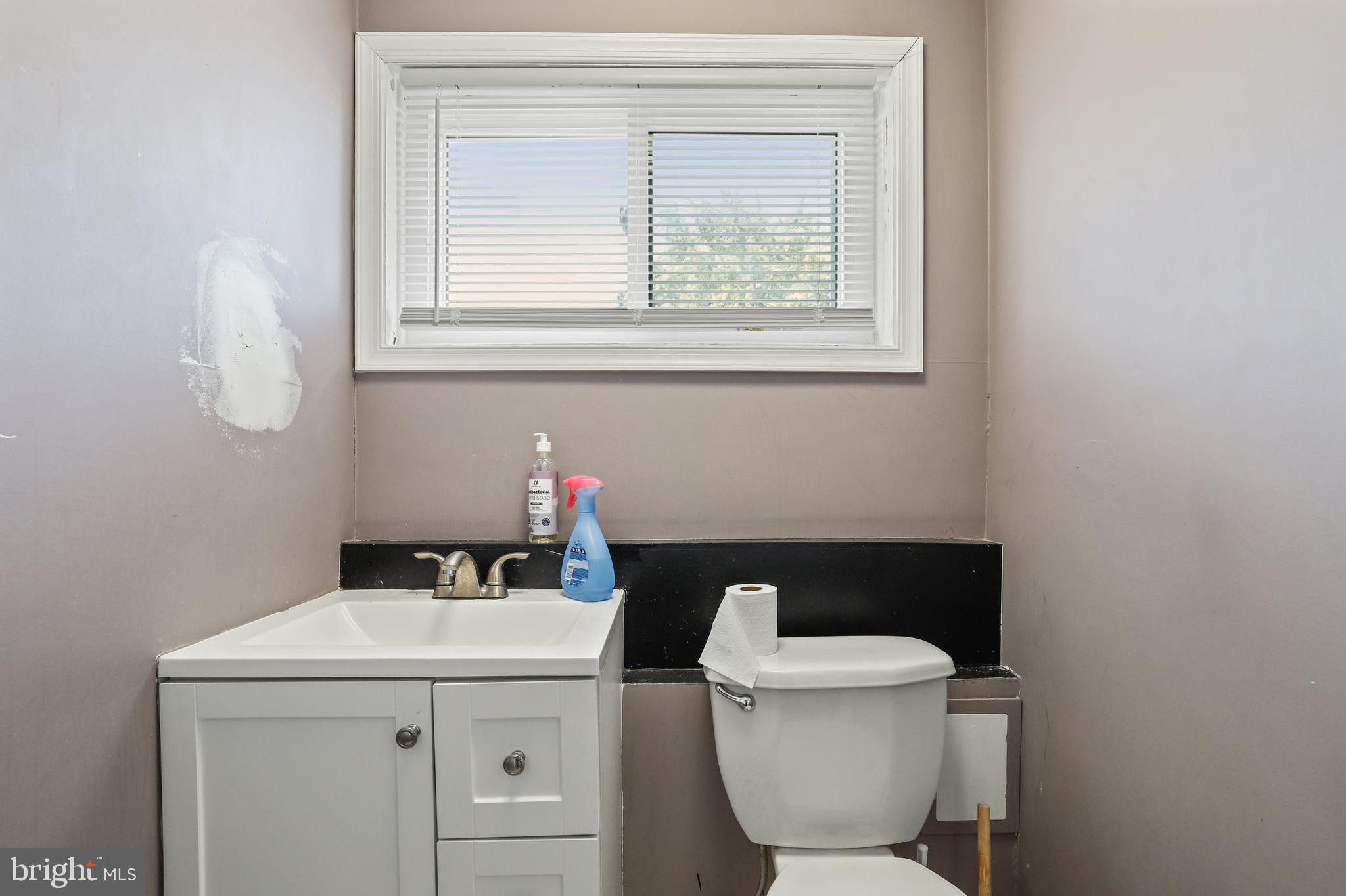 5918 Charnwood Road Baltimore, MD 21228 - Photo 22 of 29