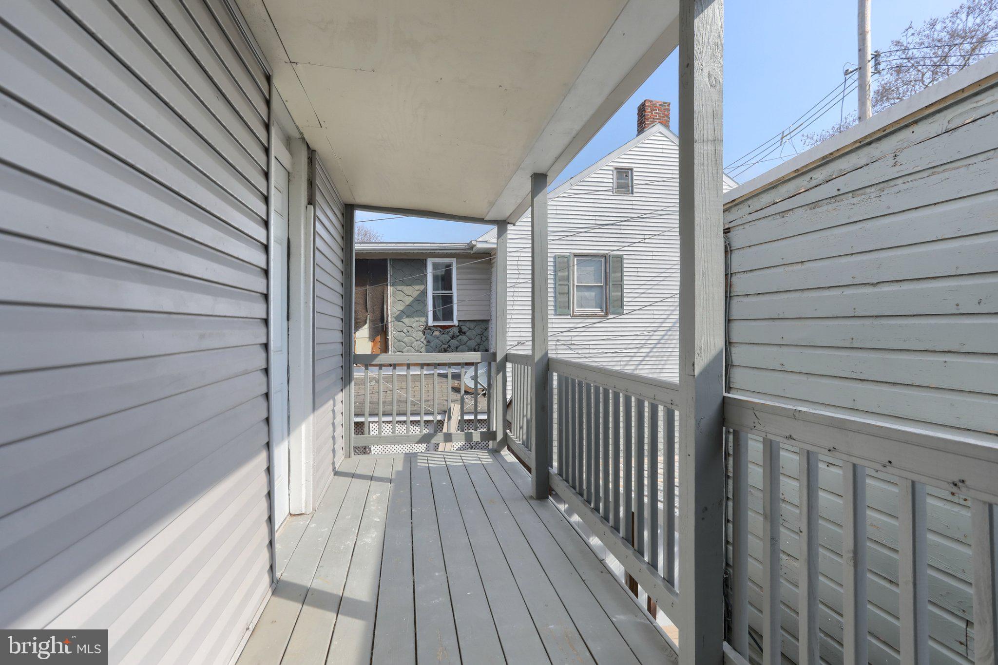 825 Scull Street Lebanon, PA 17046 - Photo 16 of 24 Balcony