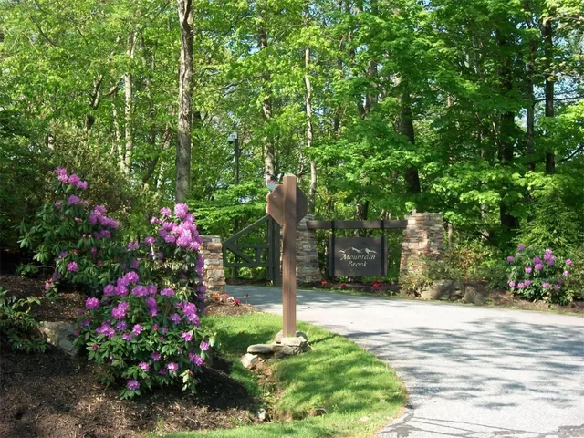 $29,000 | Tbd Lot 103 Tbd Court, Spruce Pine, NC 28777