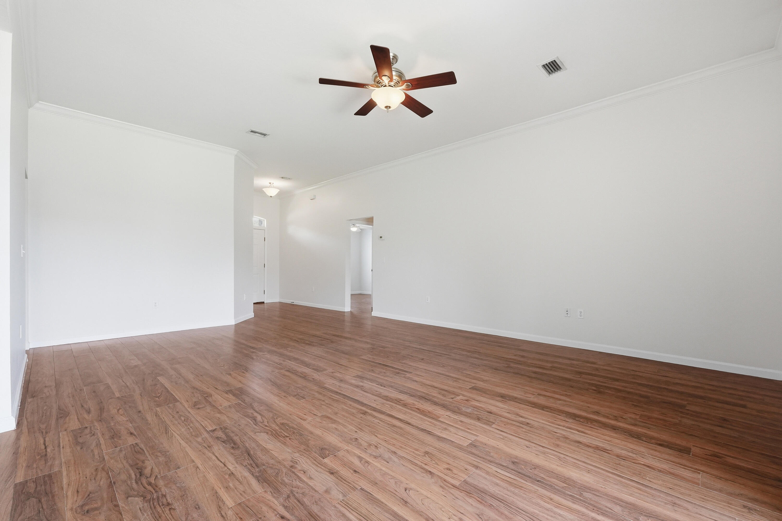 2264 Lewis Street Crestview, FL 32536 - Photo 6 of 54 001_E1D8