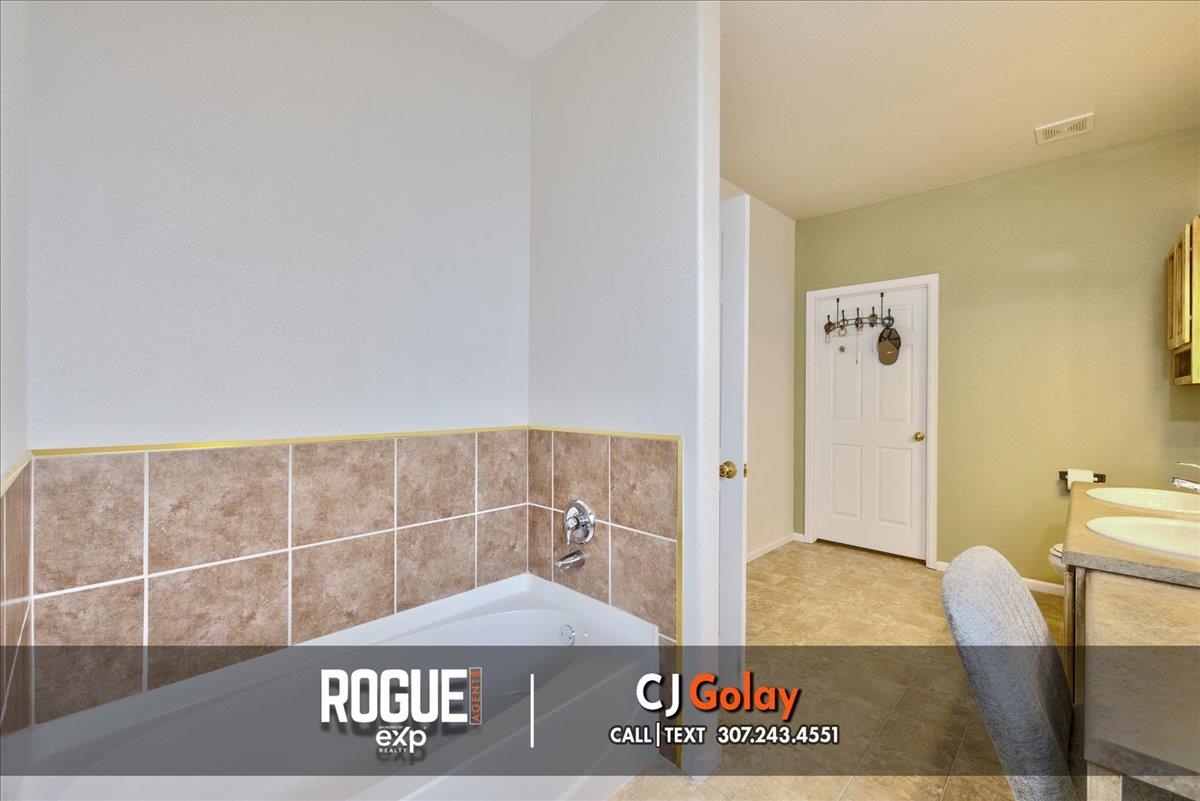 6775 Columbia River Road Casper, WY 82604 - Photo 21 of 49
