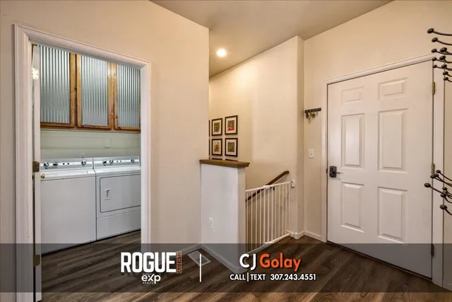 $450,000 | 6775 Columbia River Road, Casper, WY 82604