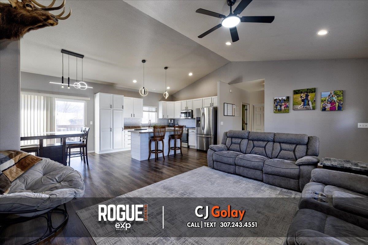 6775 Columbia River Road Casper, WY 82604 - Photo 7 of 49