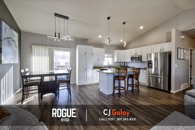 $450,000 | 6775 Columbia River Road, Casper, WY 82604