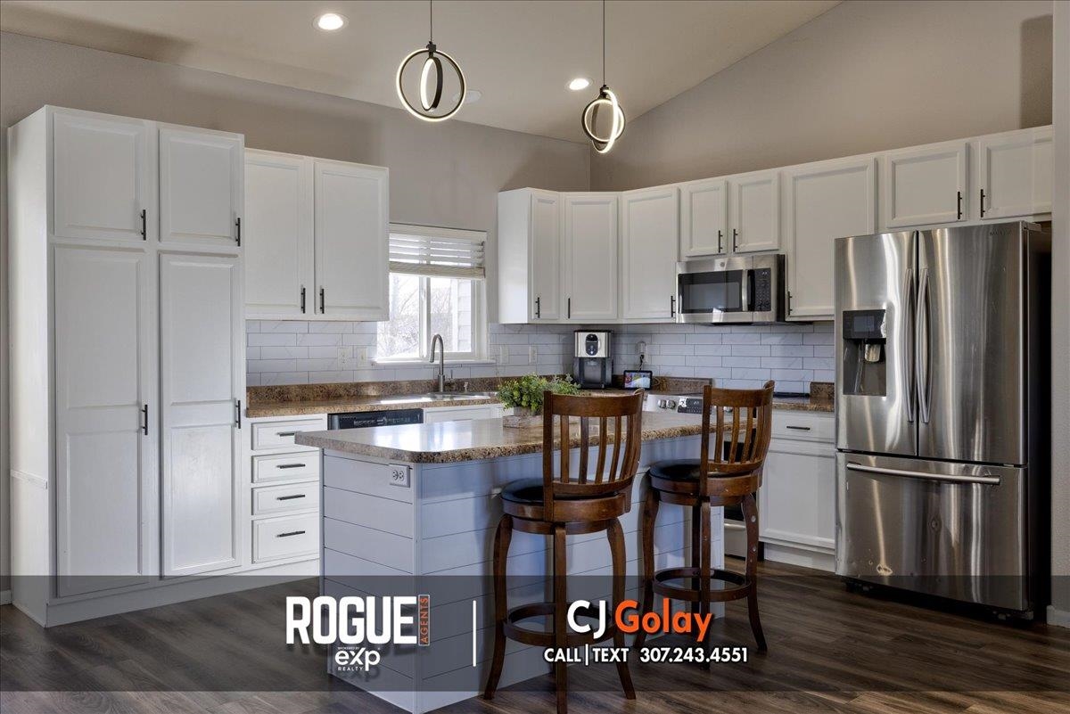 6775 Columbia River Road Casper, WY 82604 - Photo 9 of 49