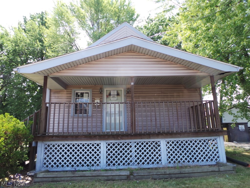 876 East Wilbeth Road Akron, OH 44306 - Photo 1 of 12 Gallery Image 1