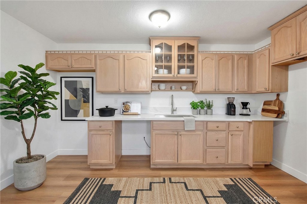 22133 Thunderbird Road Apple Valley, CA 92307 - Photo 18 of 23 Kitchen has stainless steel appliances