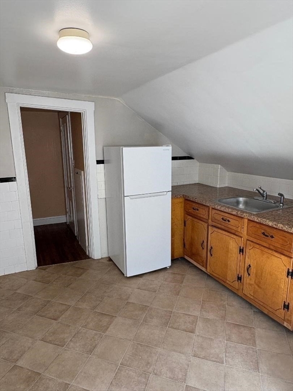 638 Locust Street, Unit 2 Fall River, MA 02720 - Photo 4 of 21