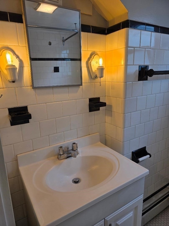 638 Locust Street, Unit 2 Fall River, MA 02720 - Photo 7 of 21