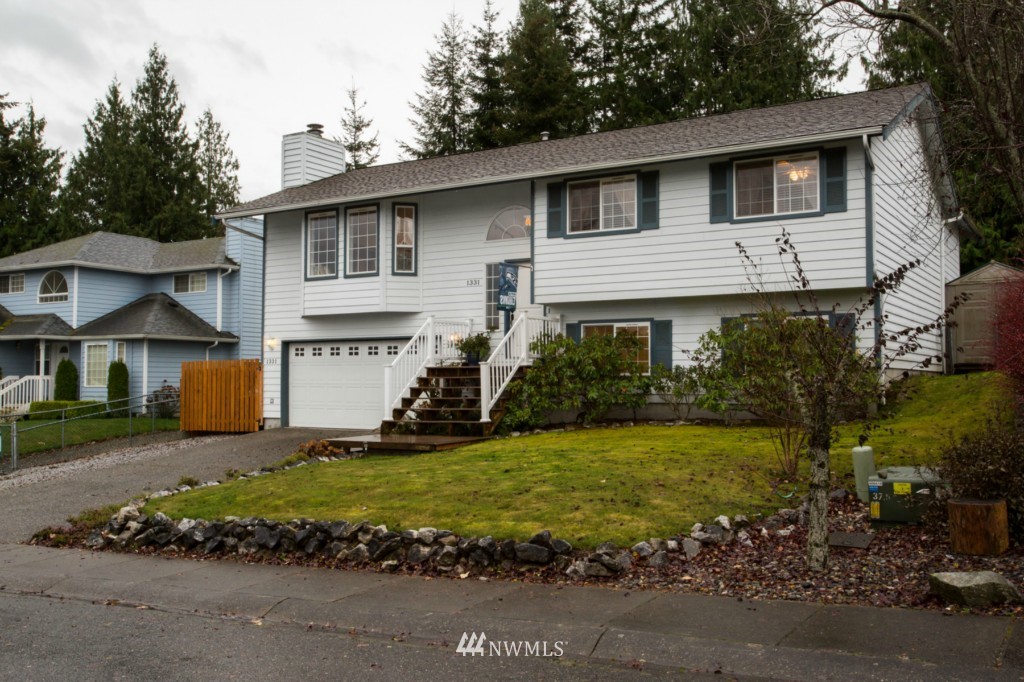 1331 Roma Road Bellingham, WA 98226 - Photo 1 of 24