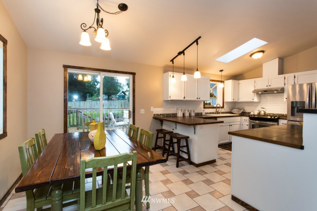1331 Roma Road Bellingham, WA 98226 - Photo 8 of 24