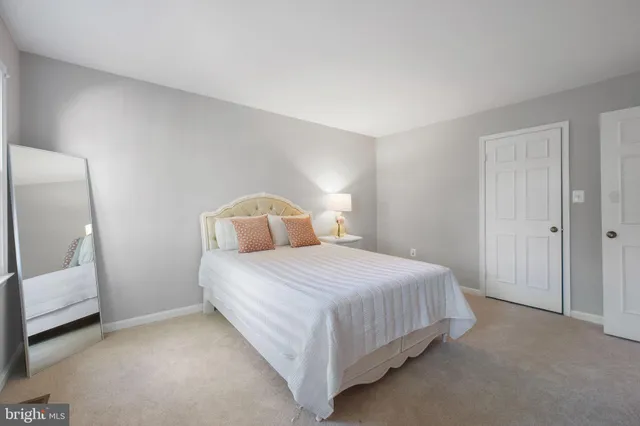 $723,900 | 16 South Manchester Street, Arlington, VA 22204