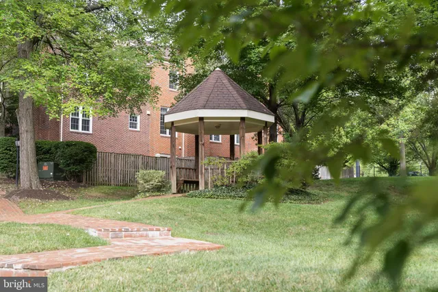 $723,900 | 16 South Manchester Street, Arlington, VA 22204