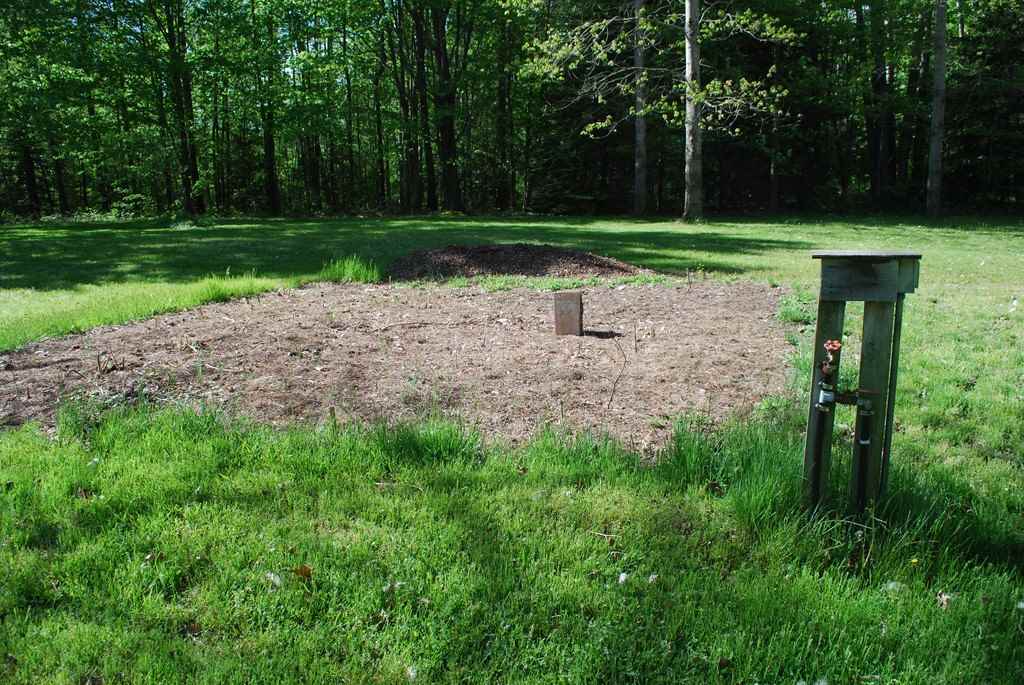 341 North Shepherd Road Mount Pleasant, MI 48858 - Photo 2 of 3 1832552-18.JPG