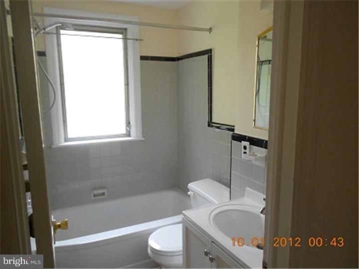 119 Margate Road Upper Darby, PA 19082 - Photo 9 of 13 Bathroom