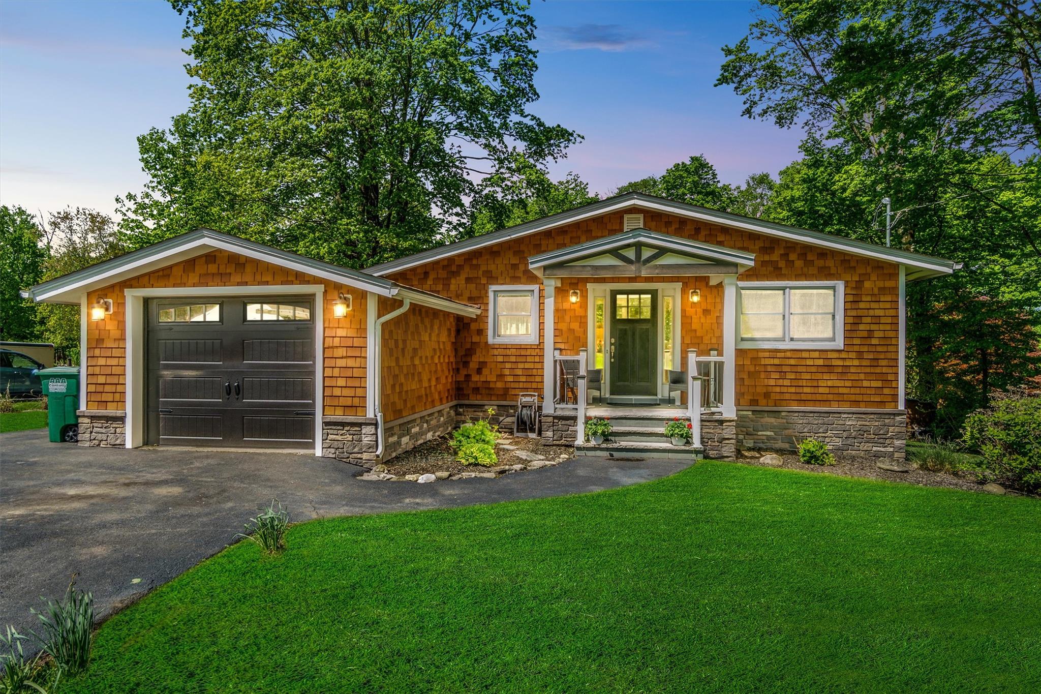 Welcome to 153 Gleneida Ridge Rd!