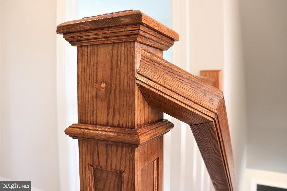 1029 Suffolk Drive Lititz, PA 17543 - Photo 29 of 41 Staircase Details