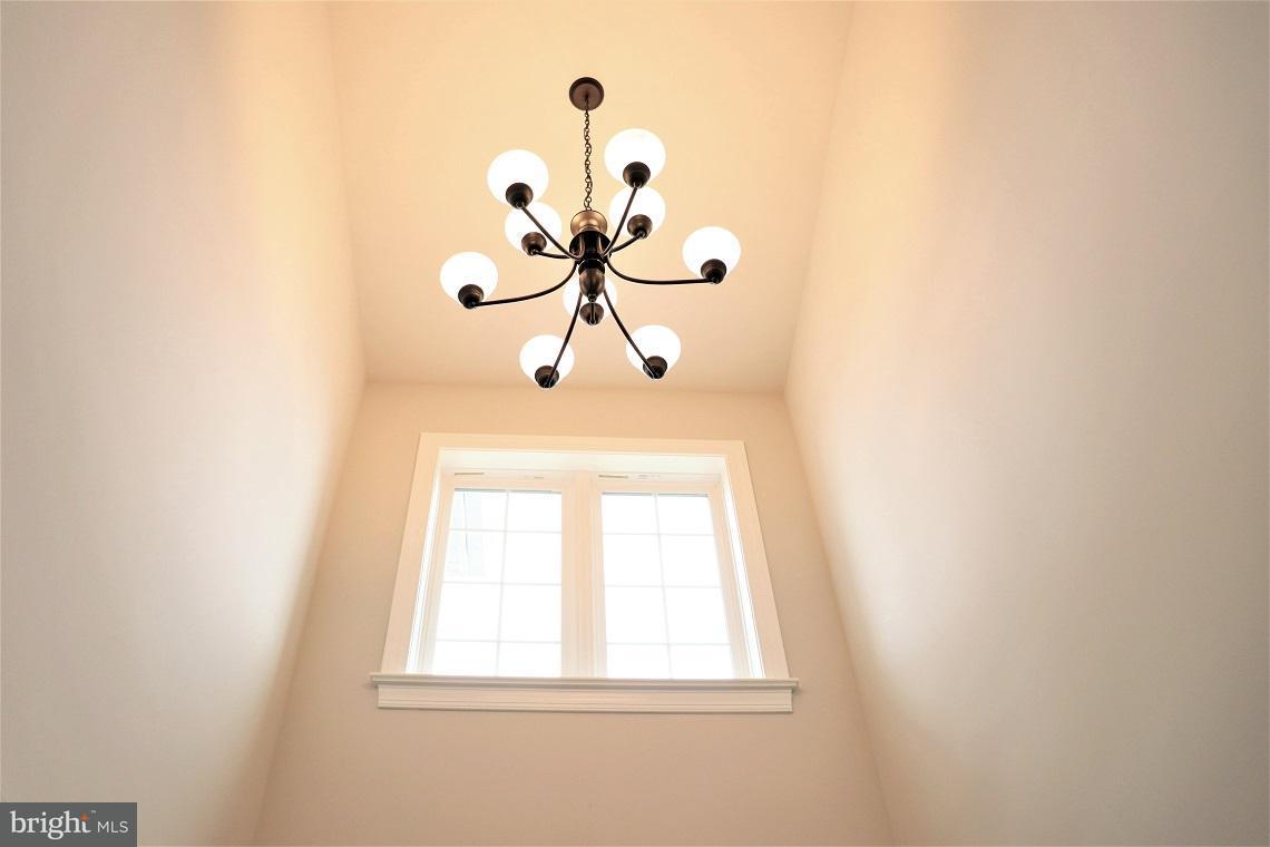 1029 Suffolk Drive Lititz, PA 17543 - Photo 4 of 41 2-Story Foyer