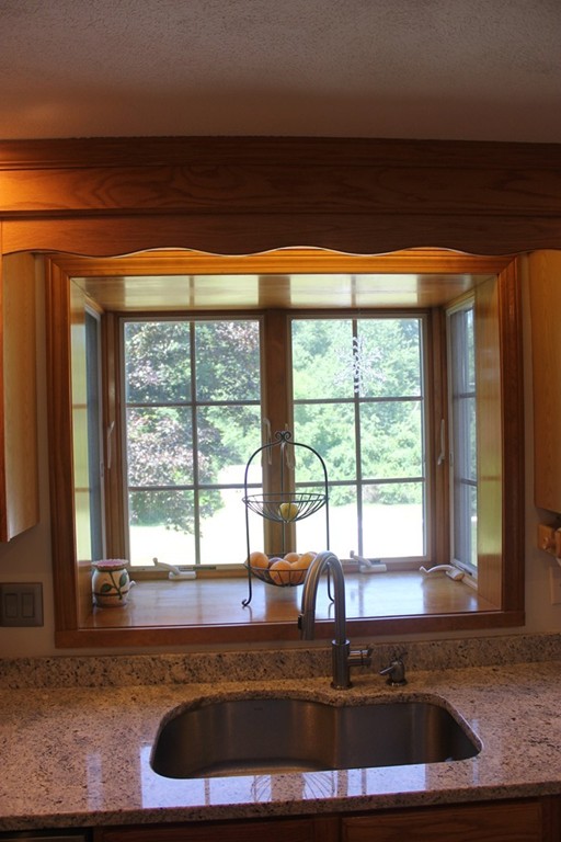 11 Dascomb Road Andover, MA 01810 - Photo 9 of 30 Gallery Image 9